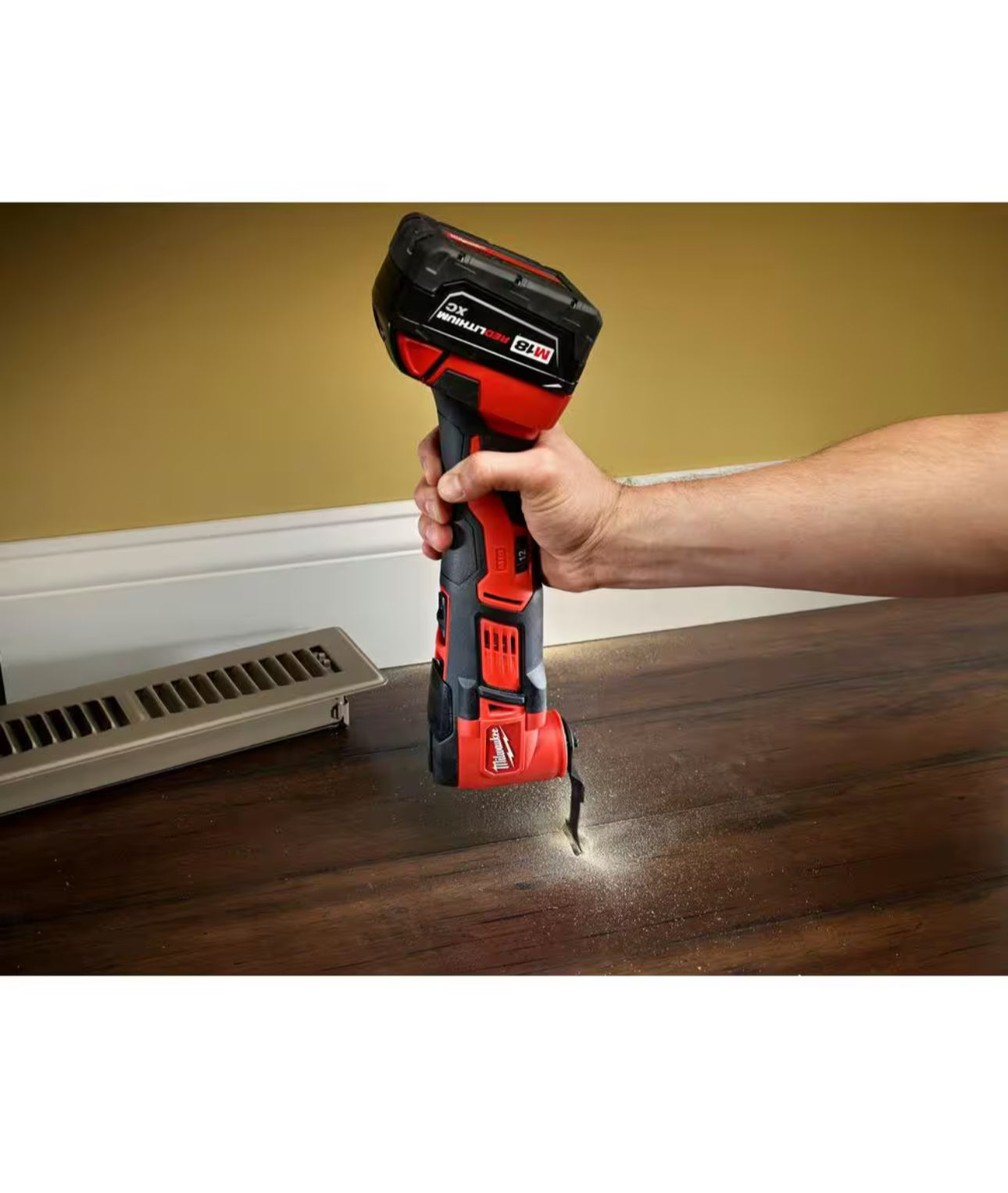 Multiherramienta oscilante Milwaukee M18 (2626-20)