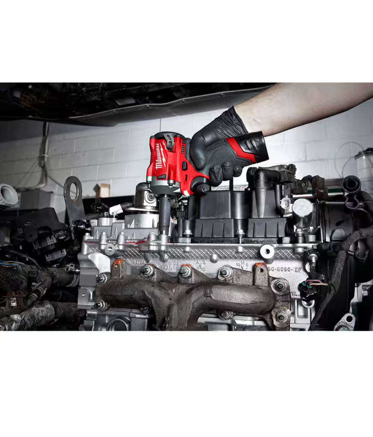 Milwaukee M12 Fuel Stubby 3/8 Impact Wrench (2554-20)