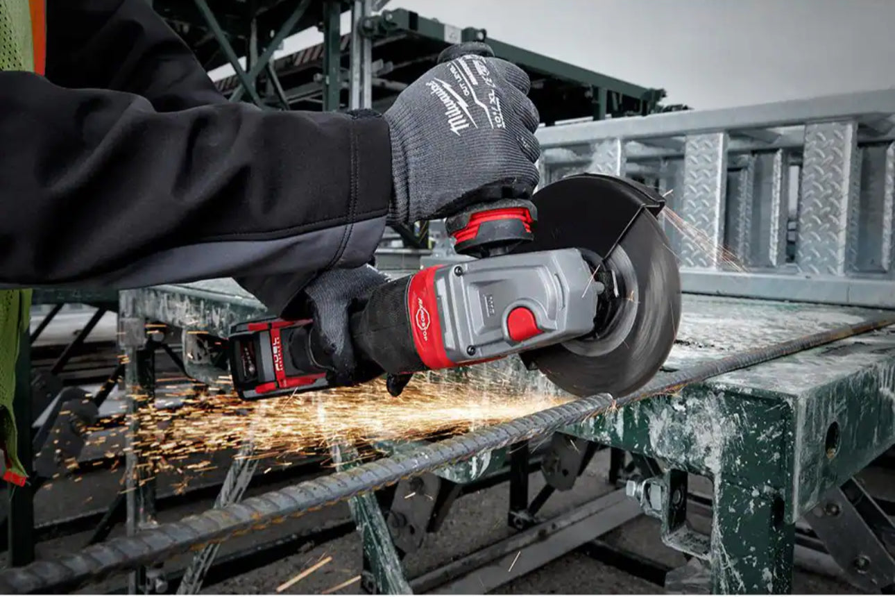 Milwaukee M18 FUEL™ 4-1/2” - 6” Bremsschleifer-Kit, Schiebeschalter, Lock-On (2981-22) 